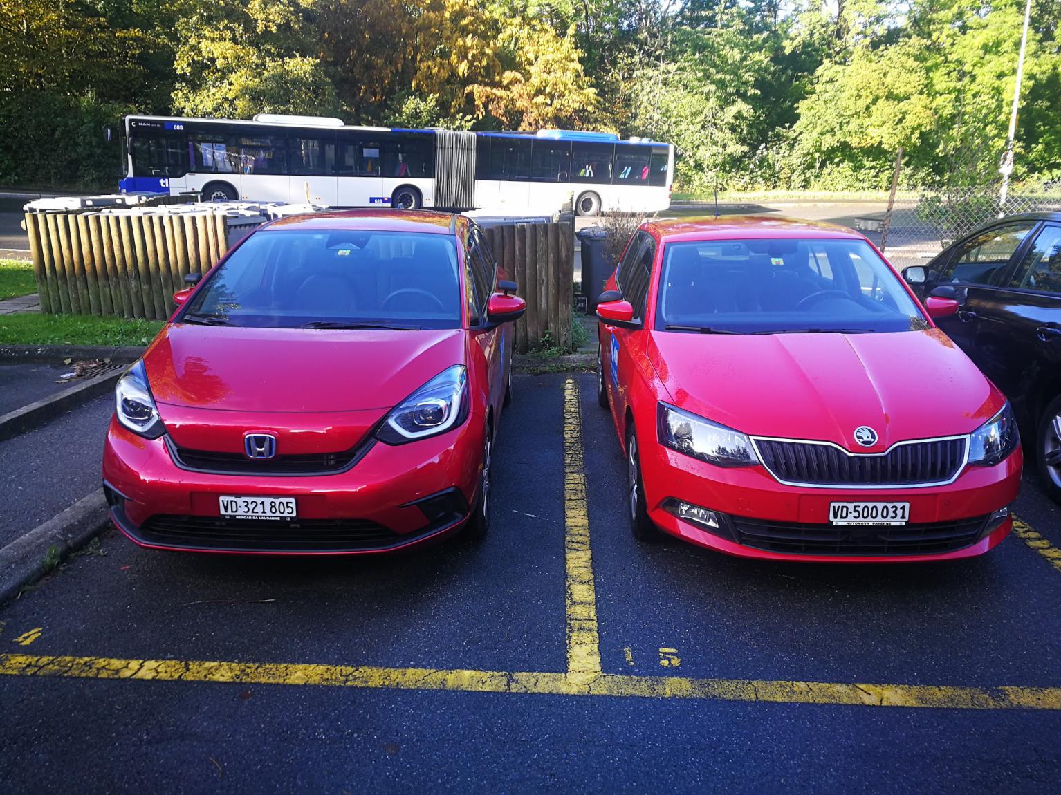 Voiture manuelle et automatique